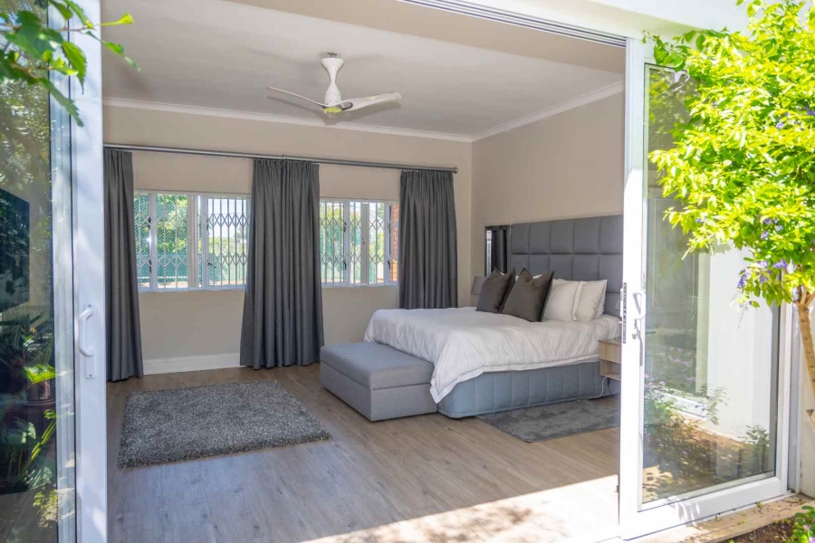 5 Bedroom Property for Sale in Walmer Eastern Cape